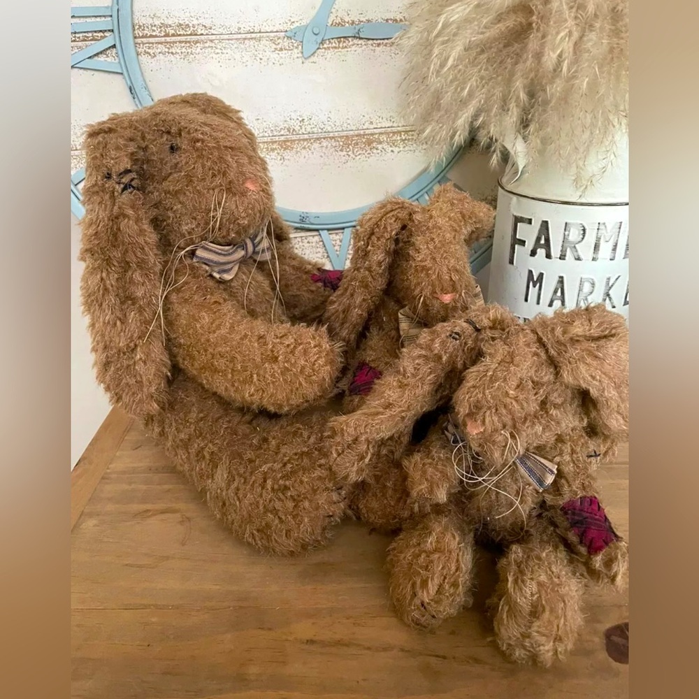 Handcrafted One-of-a-kind Jointed Bunny Rabbit Family 3-Pc Plush Stuffed NEW